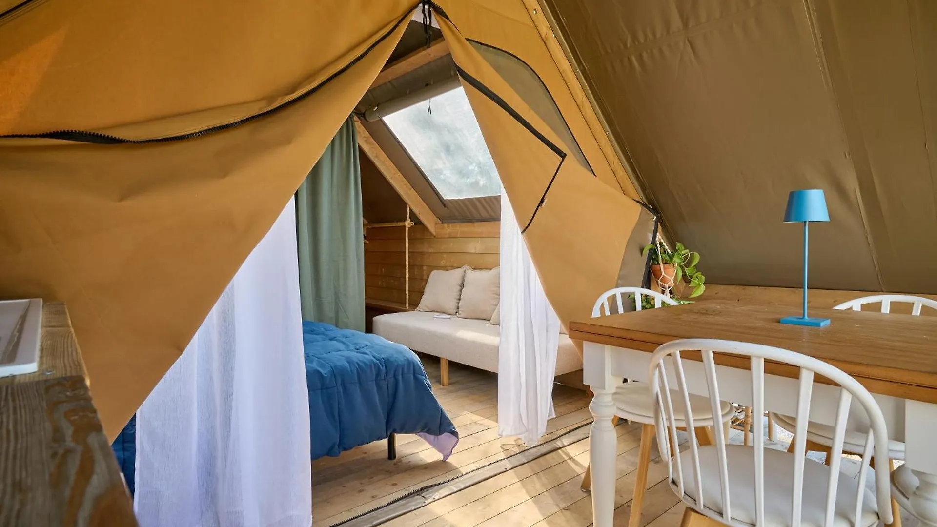 Tenda Safari Vicino Al Mare ピオンビーノ